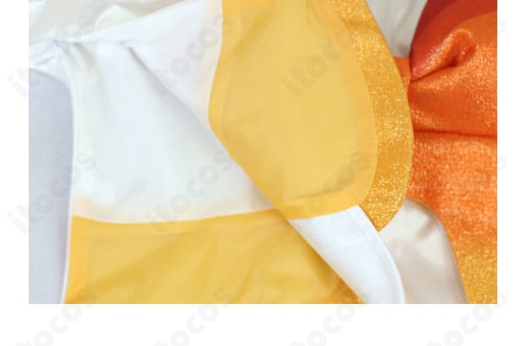 セレナ衣装の内側ディテール。裏地処理と肌当たりの良い縫製