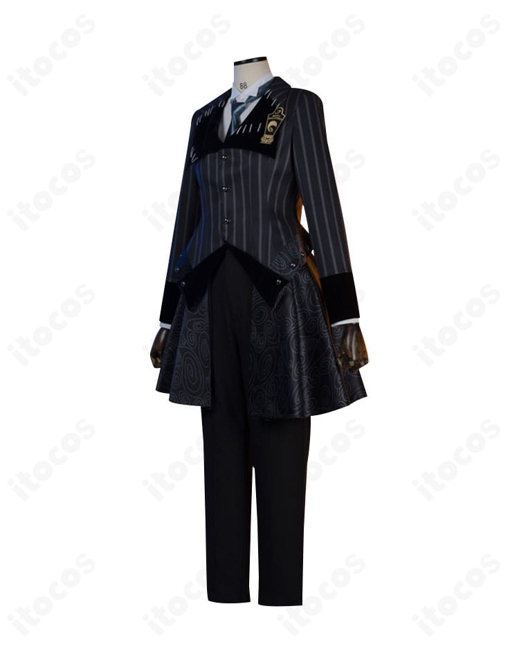 リドル・ローズハート コスプレ衣装の左側面。ウエストラインと袖口装飾のバランスが強調された画像