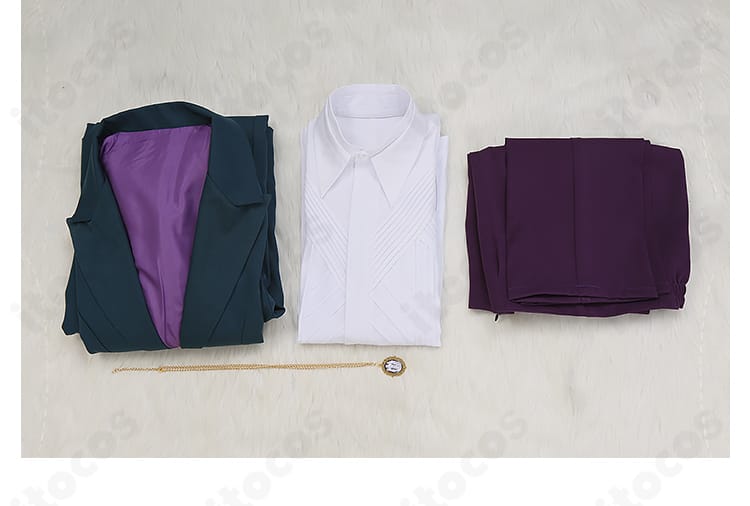 アガサ・ハークネス コスプレ衣装セット内容全体。コート、シャツ、ズボン、ネックレスの4点が一目でわかる配置。