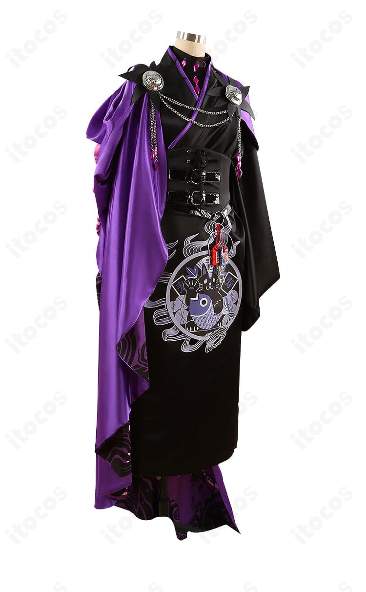 FGO 巌窟王 英霊博装コスプレの側面。マントの落ち感と帯の立体ディテールを確認。