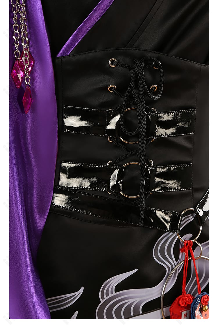 FGO 巌窟王 英霊博装コスプレの帯装飾アップ。中心金具と意匠の再現に注目。