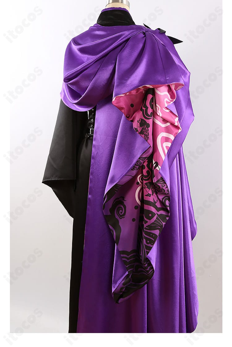 FGO 巌窟王 英霊博装コスプレの背面ディテール。帯の背面構造とマント接続部。