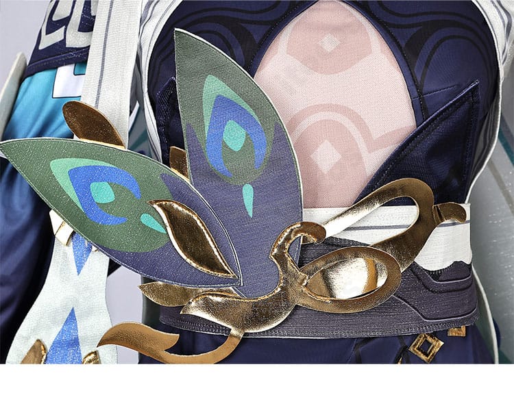 腰部装飾のクローズアップ。左右対称の意匠と固定位置がわかる構成。