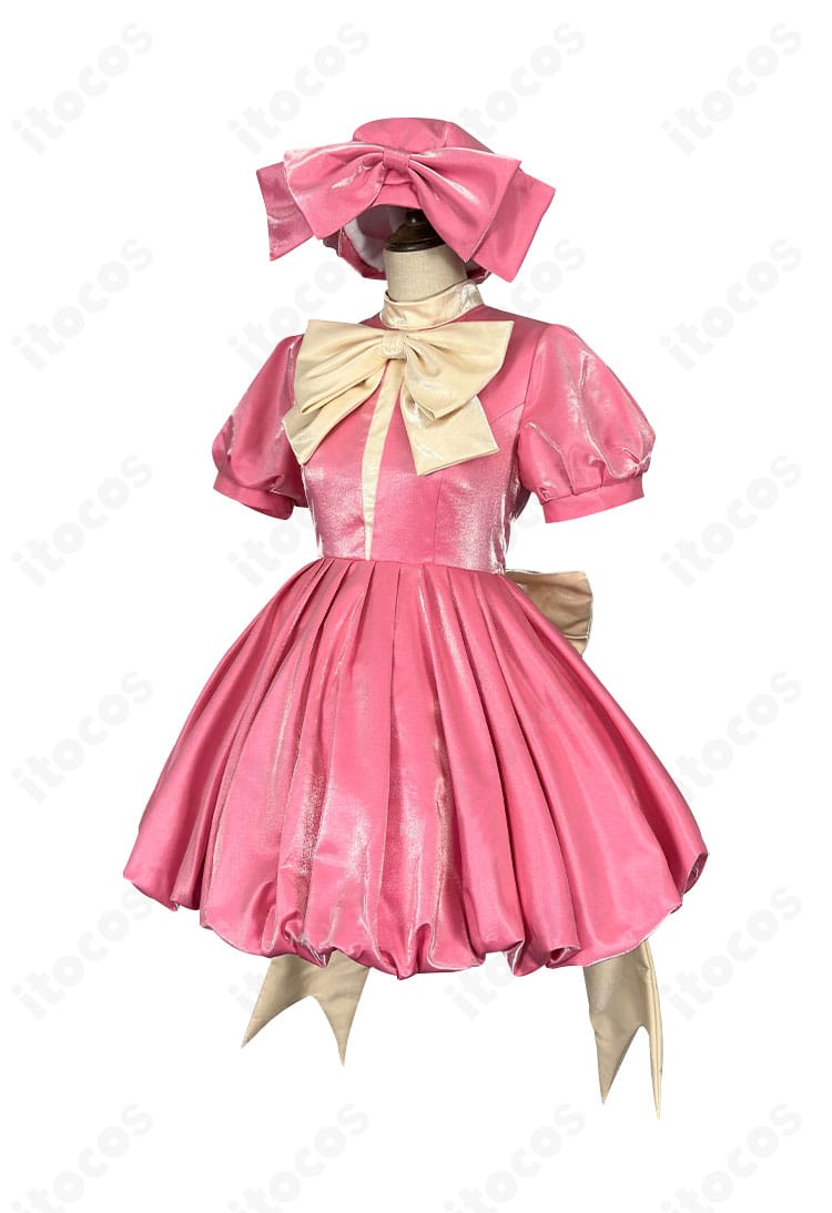 木之本桜コスチュームの側面。スカートの広がりと袖の形状、ウエストのラインが分かるサイドディテール。