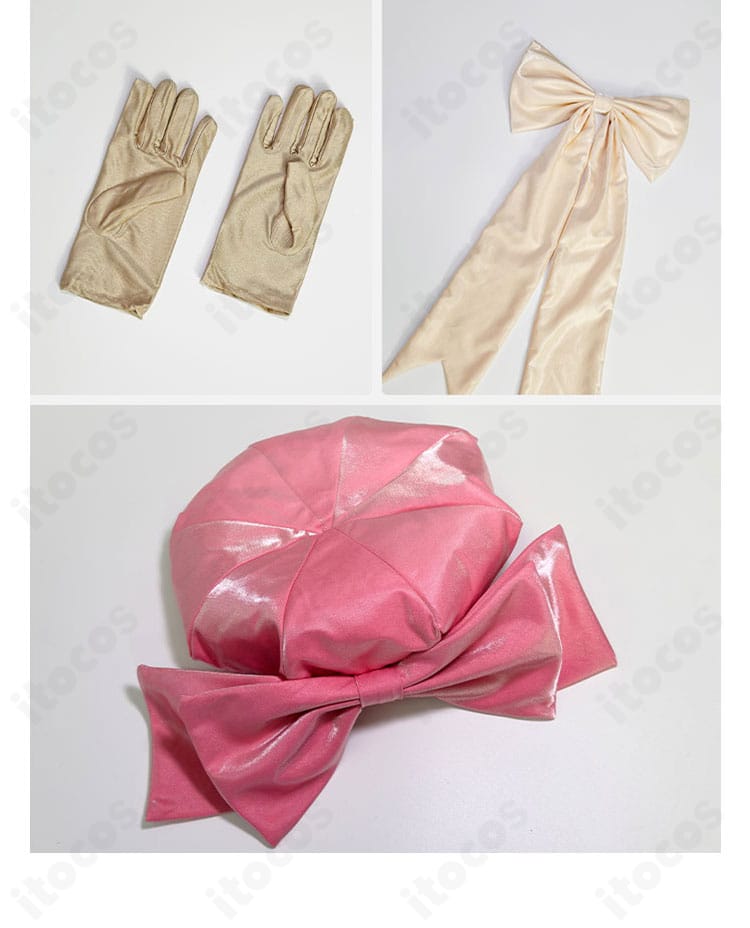 木之本桜コスプレの帽子・手袋・小物のディテール。コーディネートを完成させる付属品の質感と形状が分かる画像。