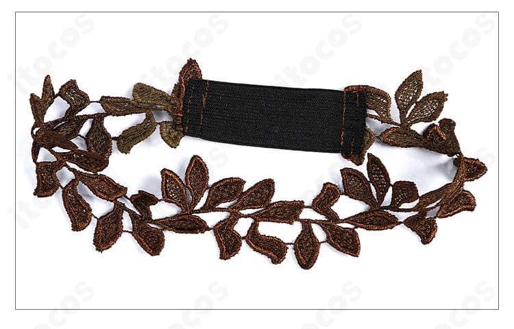 ノフィカ衣装の髪飾り接写。装着位置の目安とボリューム感を表現。