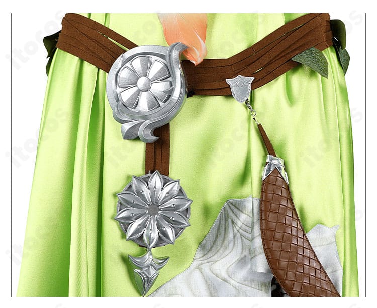 ノフィカ衣装の腰帯装飾の接写。縁取りの精度と意匠の繊細さを示す。