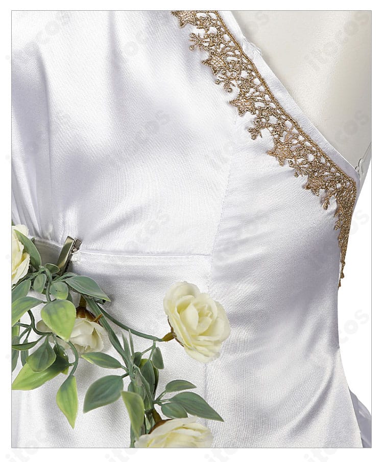 エアリス・ゲインズブールの腰飾り詳細。ドレス全体のアクセントとなる意匠