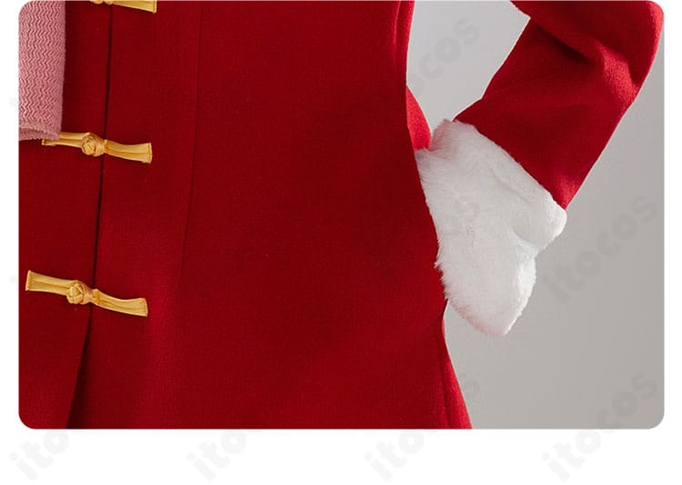 前立ての装飾や縫い目の仕上げを近距離で捉えた細部写真。