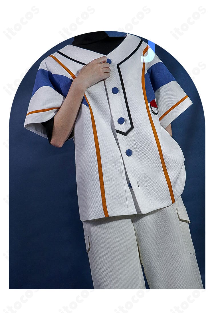 漣ジュン 私服2コスプレ衣装の装飾ディテール。刺繍や模様の配置・縫製の質感が分かるクローズアップ。