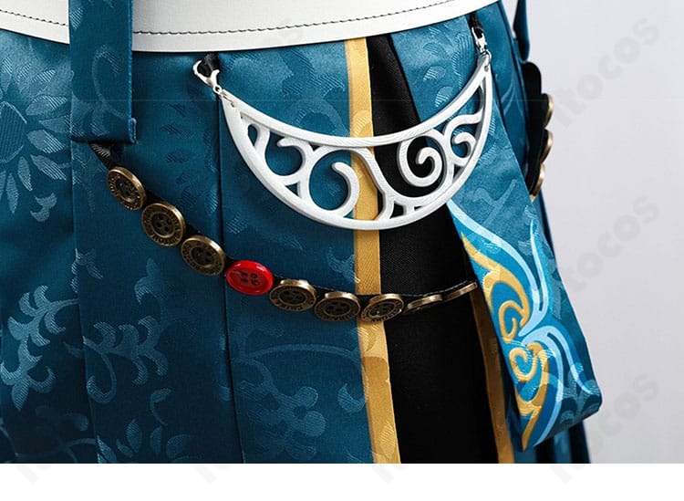 飛霄コスプレ 右腰側の装飾パーツのアップ