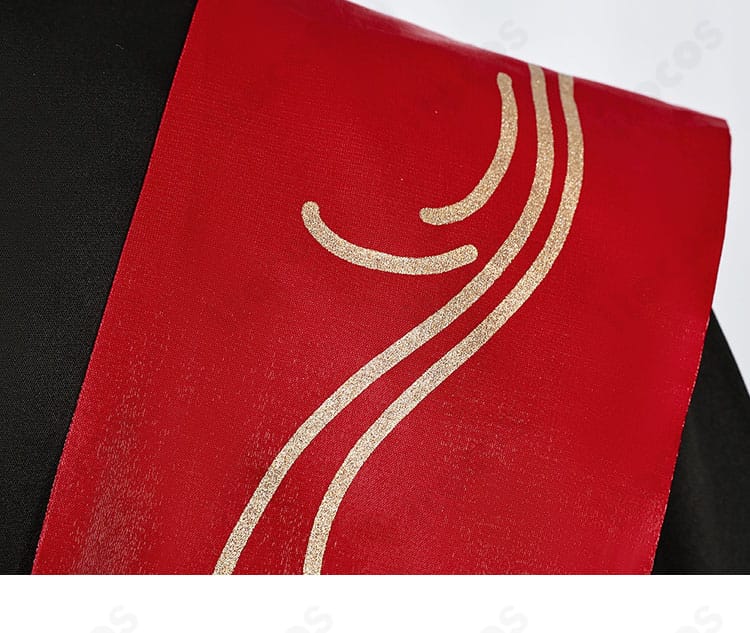 ラップランド衣装のマント背面装飾。背面に施された豪華ディテール