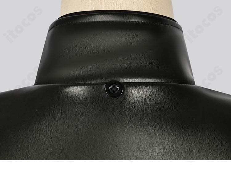 ラップランド衣装の背中と肩の装飾ライン。立体的な構造が分かる背面アップ