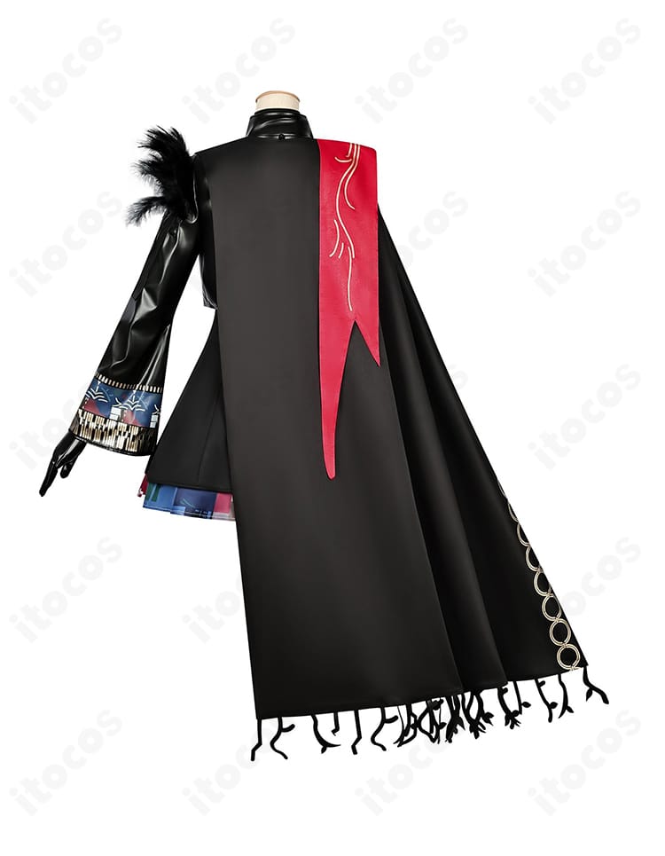 アークナイツ ラップランド コスプレ衣装の背面全体。マントと背中のラインを強調