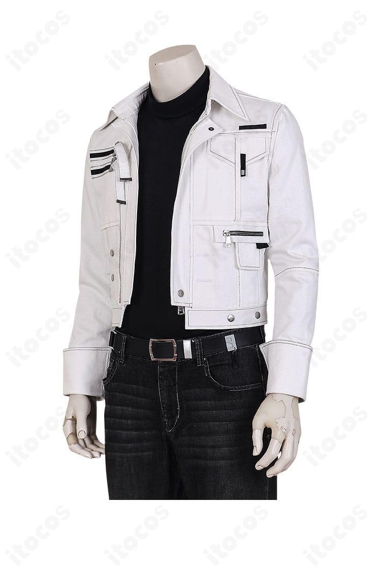 恋と深空 セイヤ『時のかけら』コスプレ衣装の左側面。袖口ディテールとコートの落ち感をチェックできる。