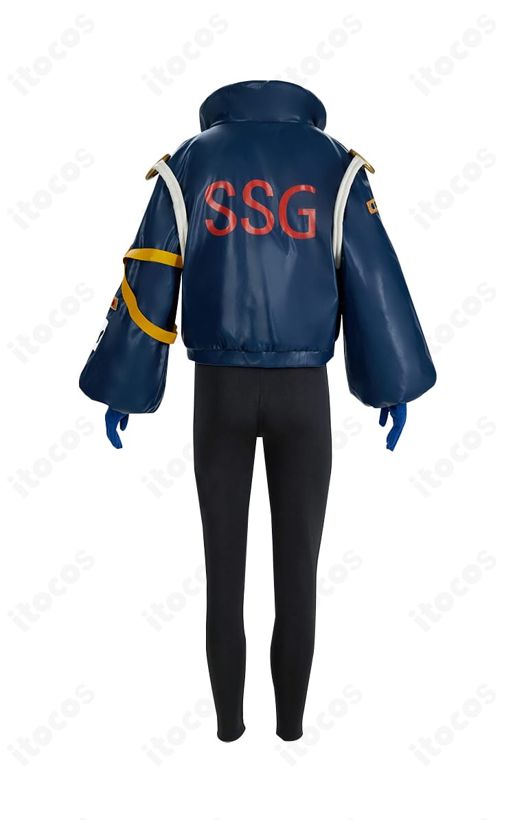 ロロノア・ゾロ エッグヘッド編コスプレ衣装の背面全景。コートのシルエットと背面パーツの配置を忠実に再現。