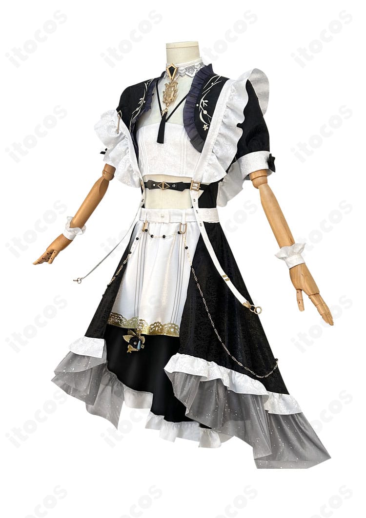 レイ メイド服コスプレ衣装 サイドビュー。袖ボリュームとスカートの広がり、レイヤー構成の詳細