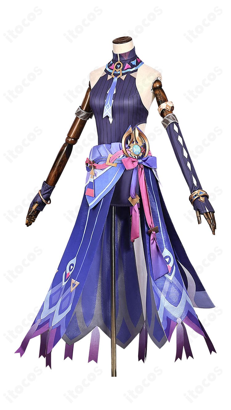 原神 シトラリ コスプレ衣装の右側面。オーバースカートの開きと腰飾りの立体感、シルエットラインを詳細に撮影。