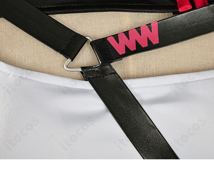 マルベリー衣装の系帯装飾ディテール。要点となる結びと金具の処理を丁寧に再現。