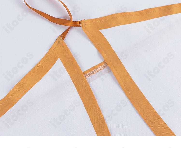 前襟の装飾アップ。くノ一らしいモチーフを丁寧に表現した刺繍と縁取りの質感が伝わる画像