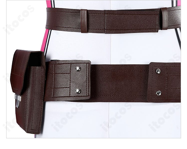 腰飾りの背面パーツ構成を示すグウェン・プールコスプレの詳細写真