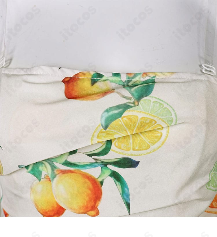 シトラスドレス 襟元ディテール。縁取りと装飾の精緻さが分かるアップ。