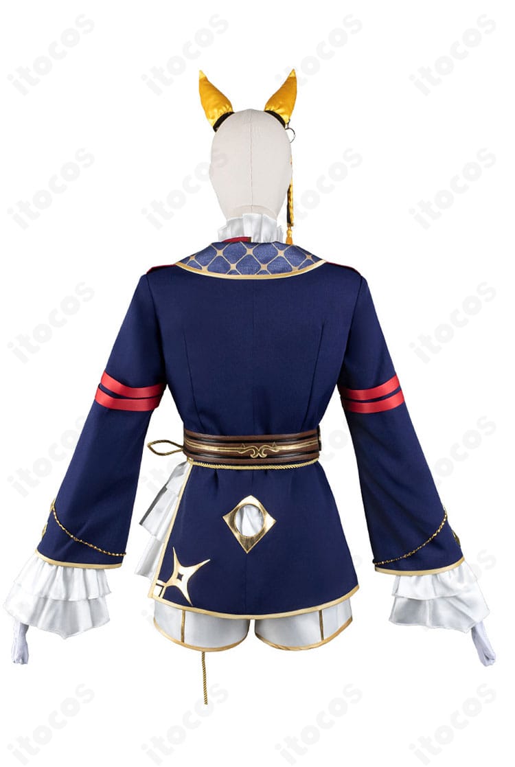 背面全体像。背中の切り替えラインと裾の動きを確認できるカルストンライトオ勝負服の背面ショット。