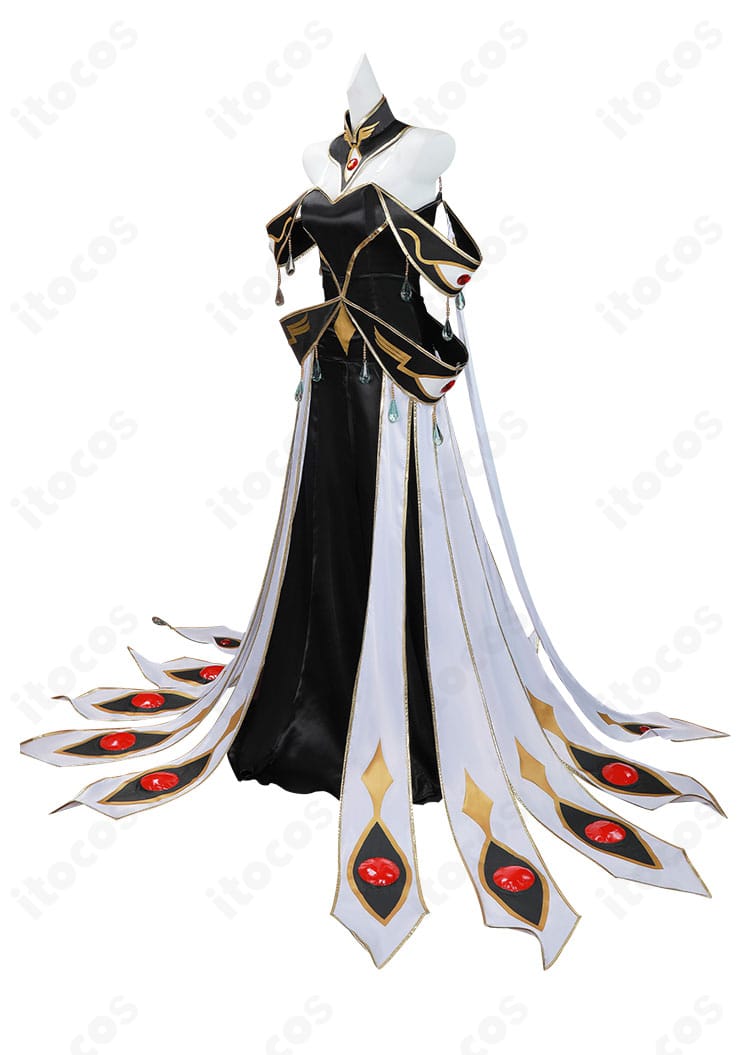 コードギアス C.C. ブリタニア衣装コスプレの側面。腰飾りと裾の流れを強調した角度