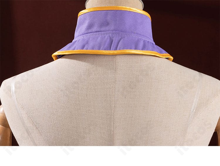 背面ディテールの接写。背中の構造やリボンの重なり、縫製ラインを確認できる画像。