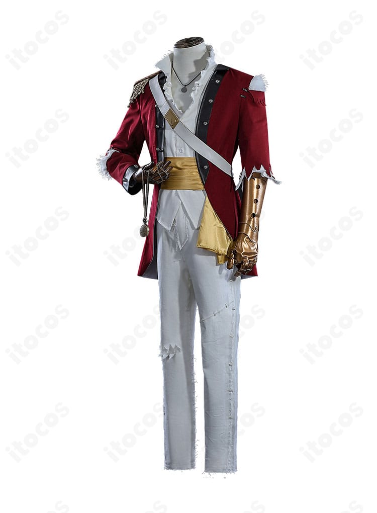 一等航海士（ホセ・バーデン）初期衣装コスプレの左側面。袖口装飾とコート裾のシルエットを確認できる画像