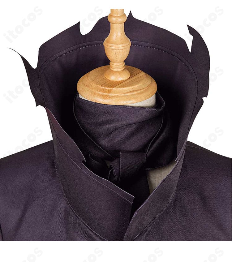 ダンダダン 高倉健 変身コスプレ衣装の襟元ディテール。装飾と縫製の仕上がりが分かる近接画像