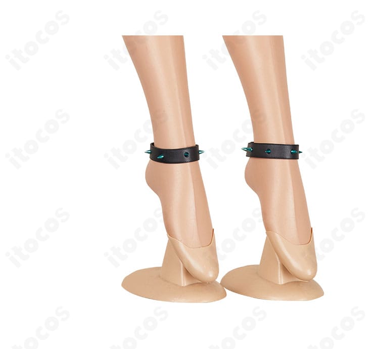 足首飾りのディテール。網タイツとの相性が良いバニーVer.ならではの足元アクセサリー。