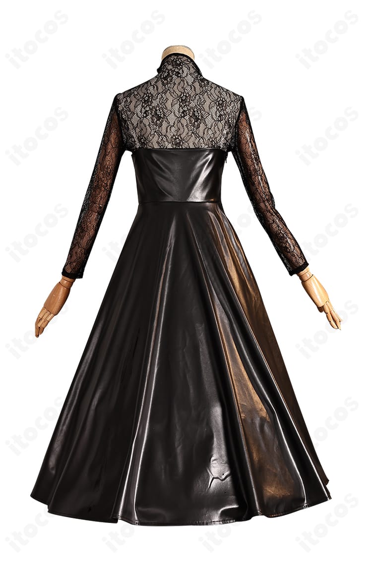 大佛（おさらぎ）コスプレ衣装の背面。背中のシルエットとベールの長さ・透け感ディテールを示す画像