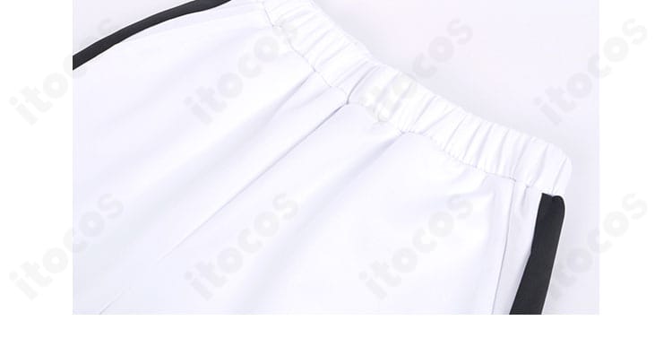 ズボンの腰回りと裾ディテール。ステッチの美しさと綺麗な落ち感を強調したクローズアップ。