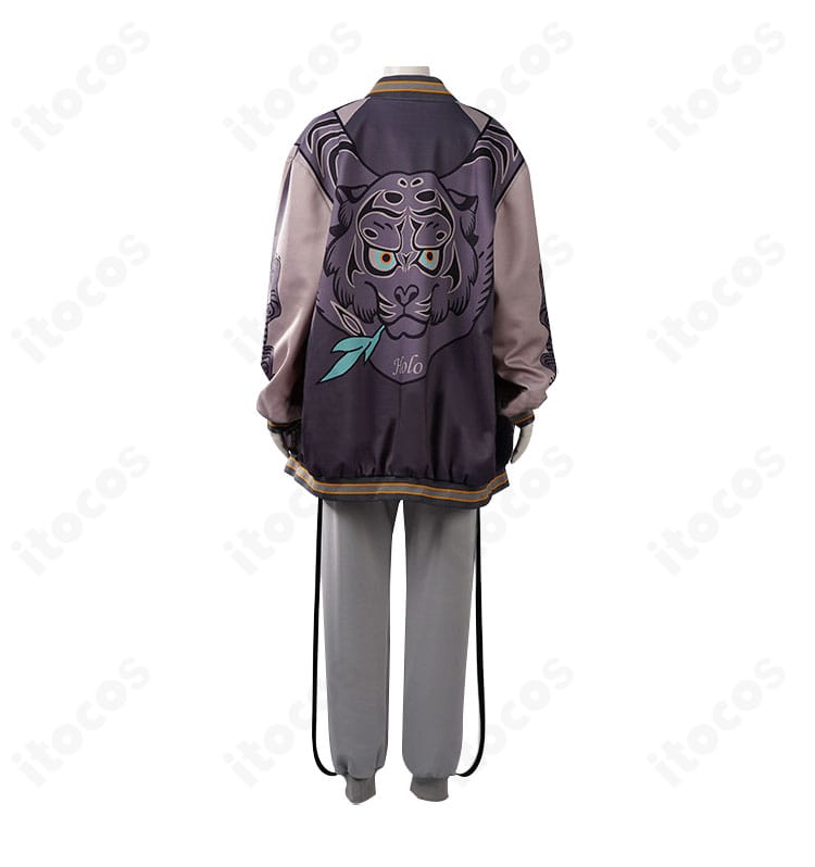 背面図。虎金妃笑虎のデビュー衣装のバックデザインを忠実に再現。