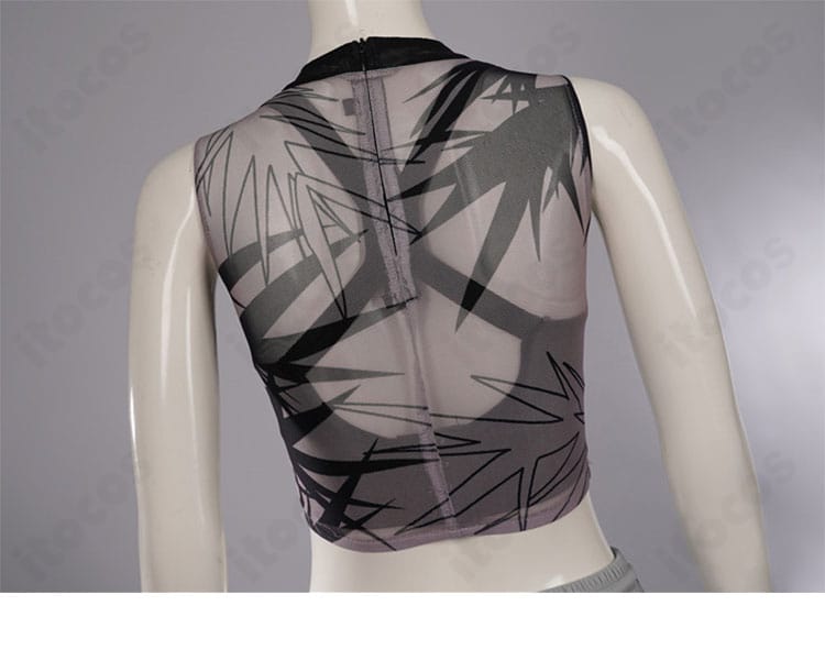 衣装背面パーツのクローズアップ。切替と装飾の重なりを詳細に表示。