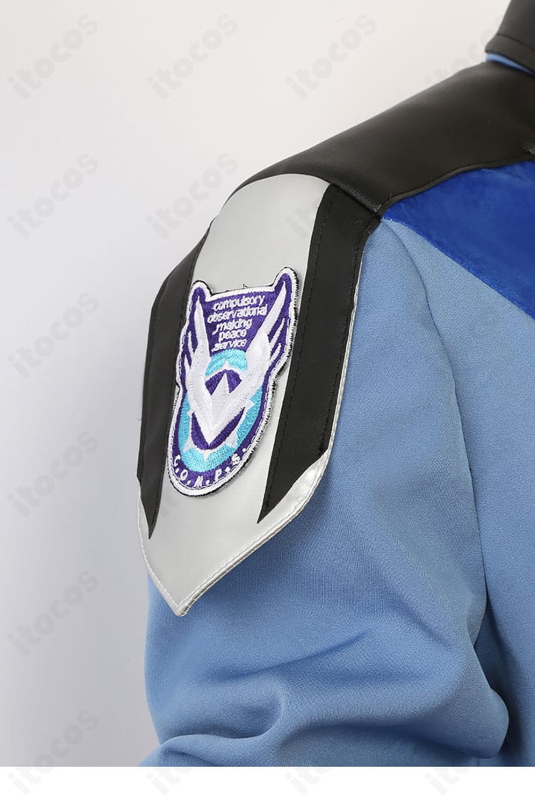 右肩の装飾ディテール。肩章と配色ラインでガンダムSEED FREEDOMのコンパス制服意匠を忠実に再現