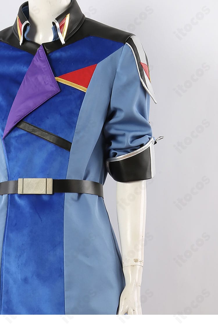 肩〜袖の構造と装飾をクローズアップ。縫製の丁寧さとラインの整合性が分かるカット