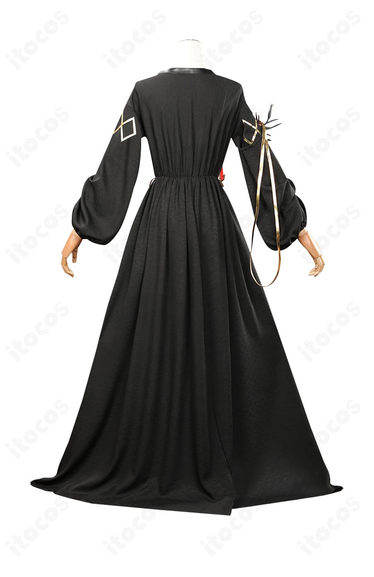 アークナイツ ロゴス衣装の背面。裾ラインと背面装飾の精密な仕上げが分かる。