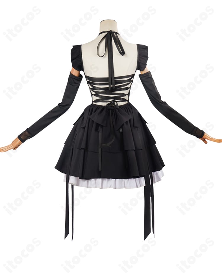 喜多川海夢 コスプレ衣装の背面。背中の開閉部やリボン配置、裾の切り替えを示す再現重視の画像。