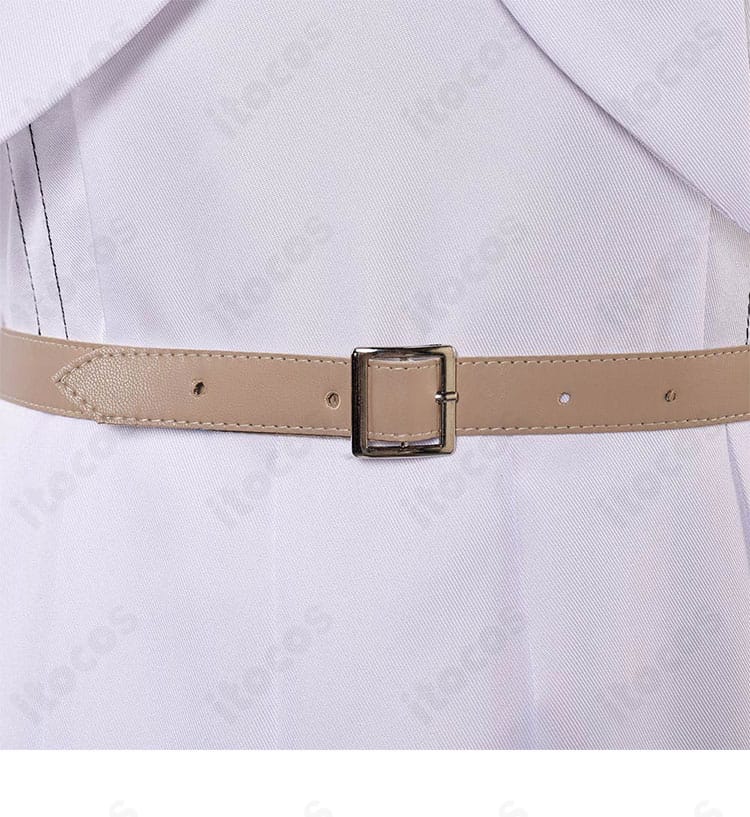 BEASTARS ハル コスプレ衣装の腰帯ディテール。ベージュのベルトと装飾の質感が分かる接写