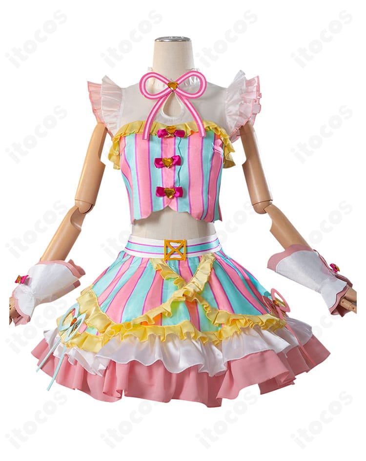 プリパラ 真中らぁら コスプレ衣装の正面全身。華やかなカラーリングとリボン装飾、トップスとスカートのデザインを鮮明に表示。