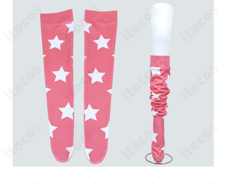 フェン・ミン 実況配信バージョンのソックスディテール。丈感と柄のコントラストでキャラクター性を再現。