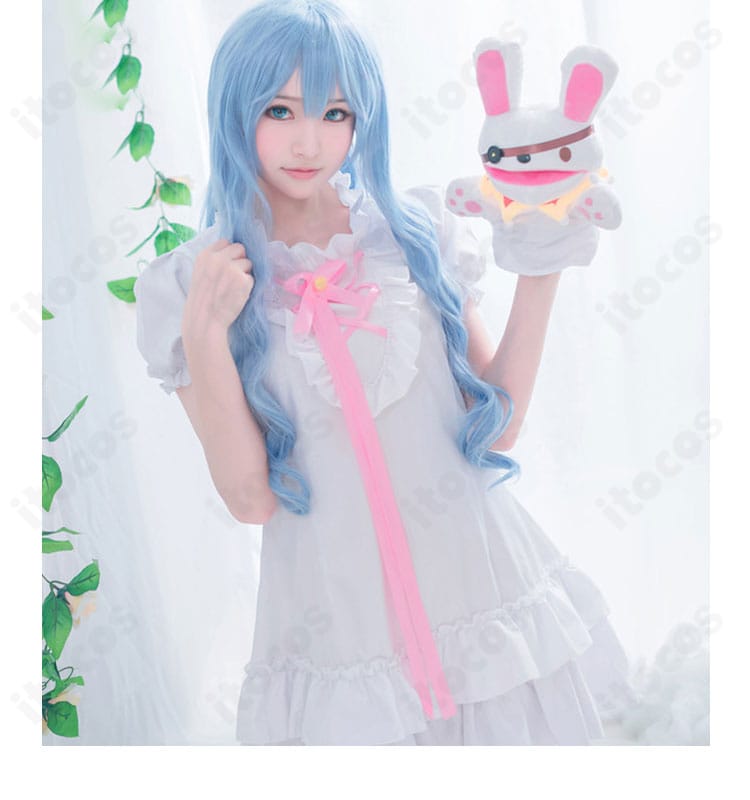 四糸乃 コスプレ衣装ワンピースのフロントディテール。胸元と切り替え位置を確認できる画像。