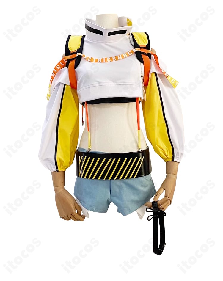 勝利の女神：NIKKE エレグ衣装の装飾ディテール。刺繍風意匠や装飾パーツの質感と縫製精度が見える接写。