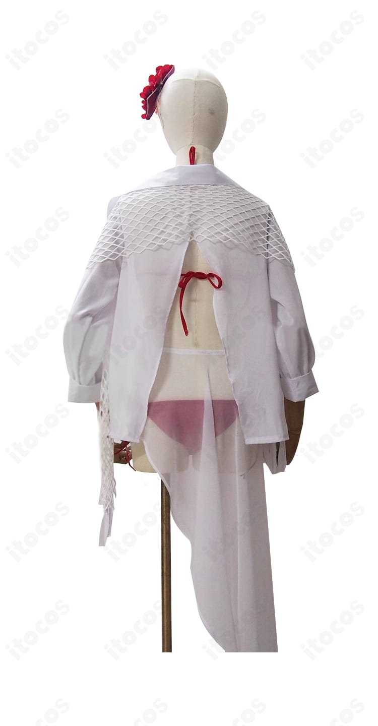 サクラ水着コスの背面デザイン。バックスタイルのラインと装飾配置が分かるディテールショット。