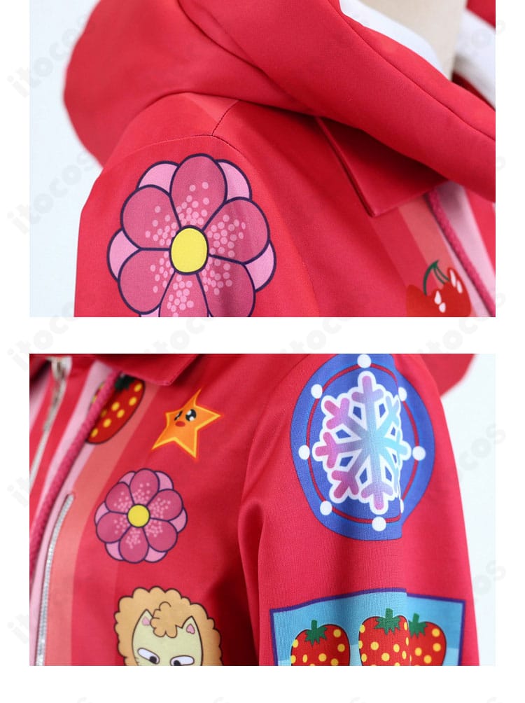 肩と袖の装飾ディテール。フェン・ミン衣装の特徴的な肩パーツの仕上がり