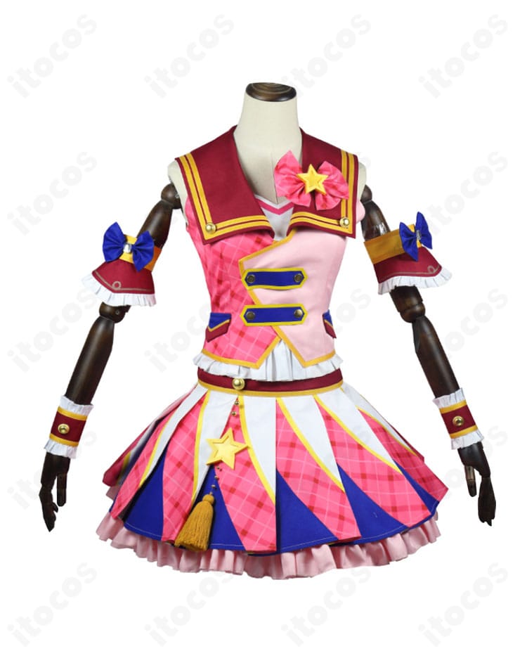 生地質感と装飾の接写。縁取りやモチーフの仕上げ、発色の良さが伝わるディテール。