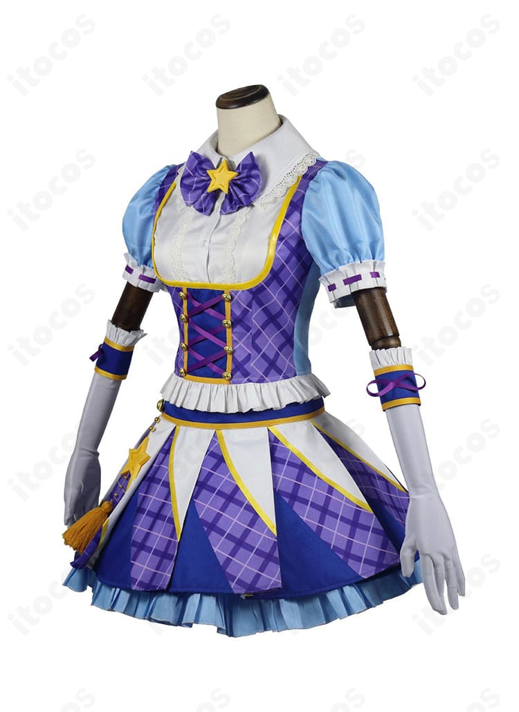 氷上スミレ コスプレ衣装 左側面。フレアスカートのボリュームとサイドのライン取り、装飾の立体感を強調。