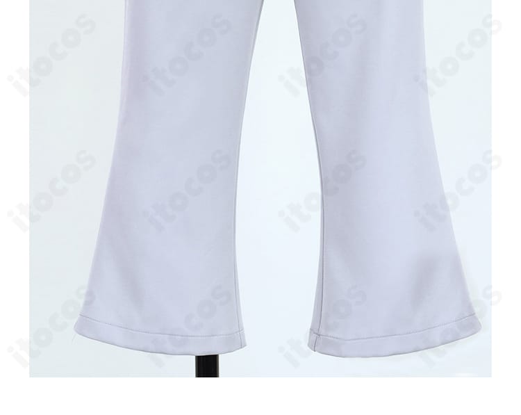 ズボン脚部の装飾ディテール。HGSSのキャラクター表現に沿ったデザイン。